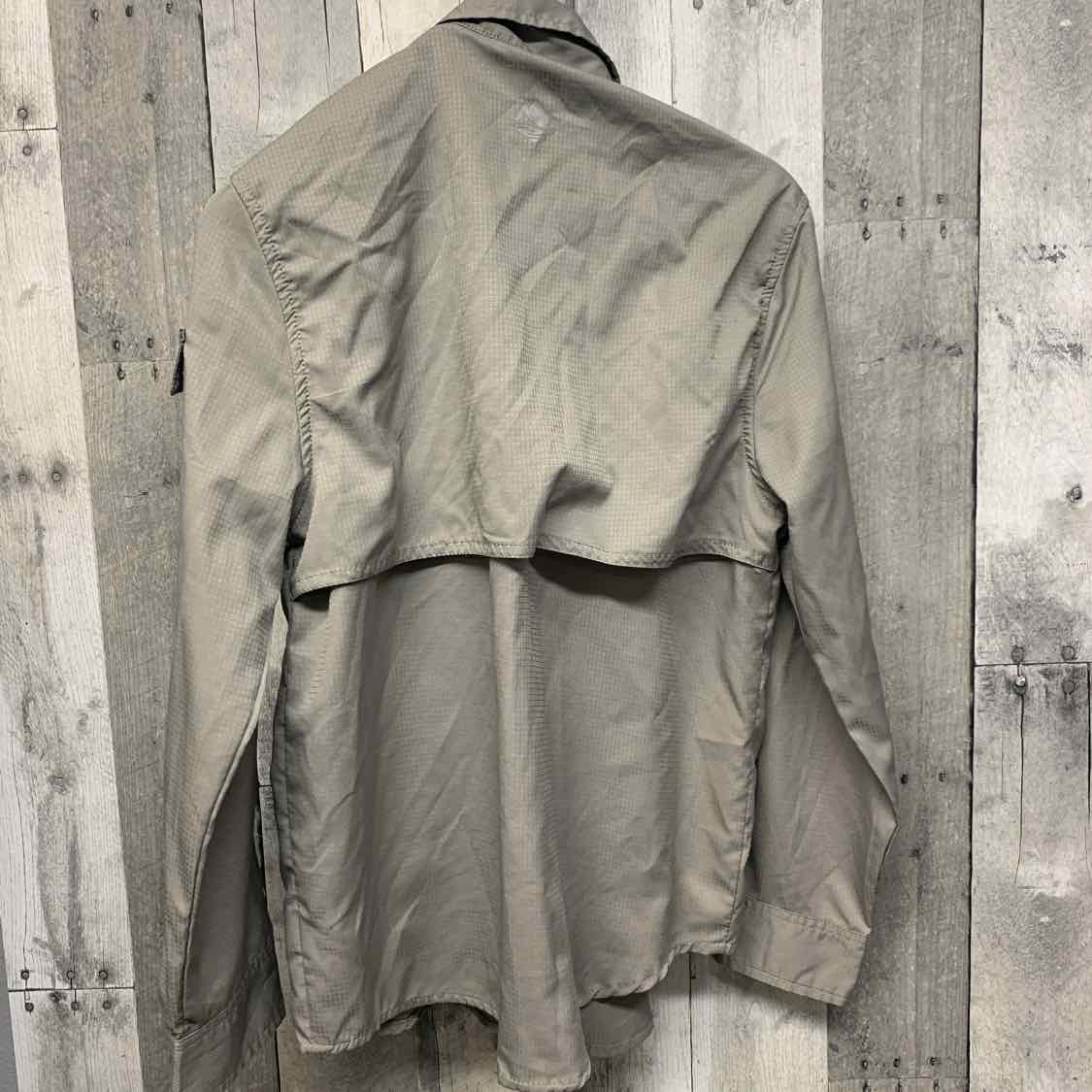 Size Medium Gray B Brand LS Button Up