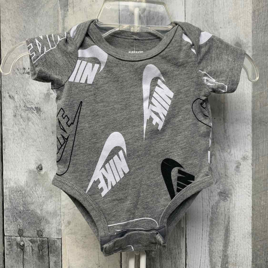 Size Newborn Gray Graphic Sport Brand Bodysuit