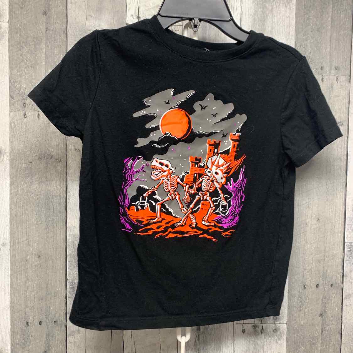 Size 6 Black Graphic Cat & Jack T Shirt