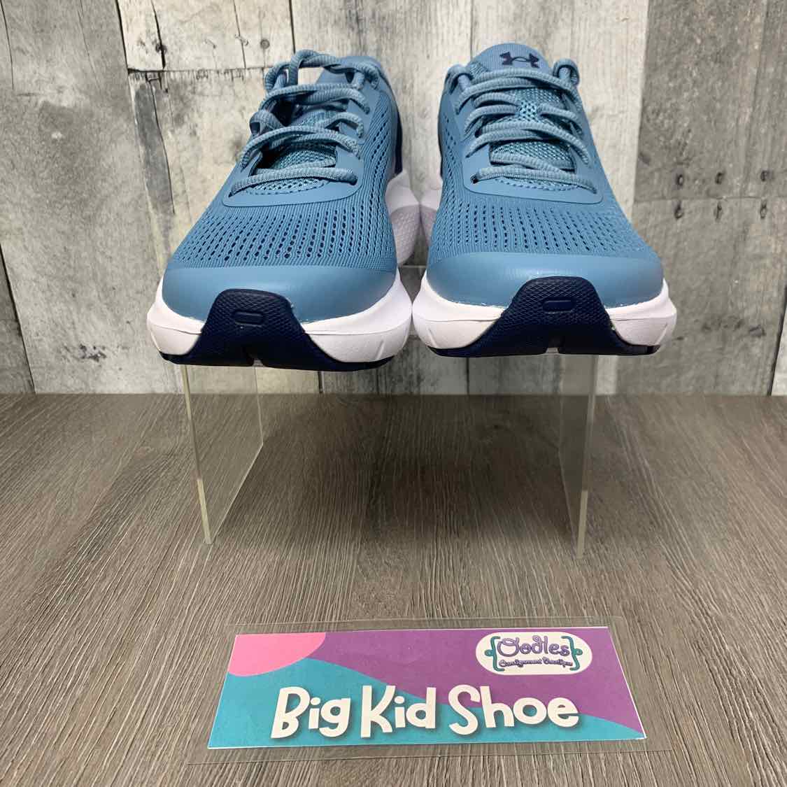Size 5.5 Blue/Navy Sport Brand Sneakers