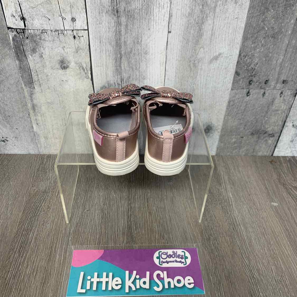 Size 5 Pink/White Osh Kosh Sneakers