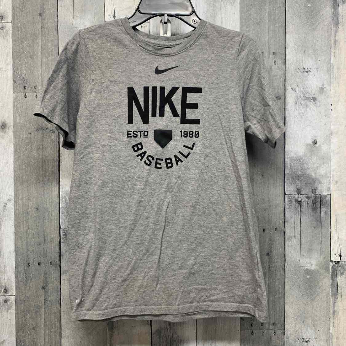 Size Large Gray/Black Sport Brand T Shirt
