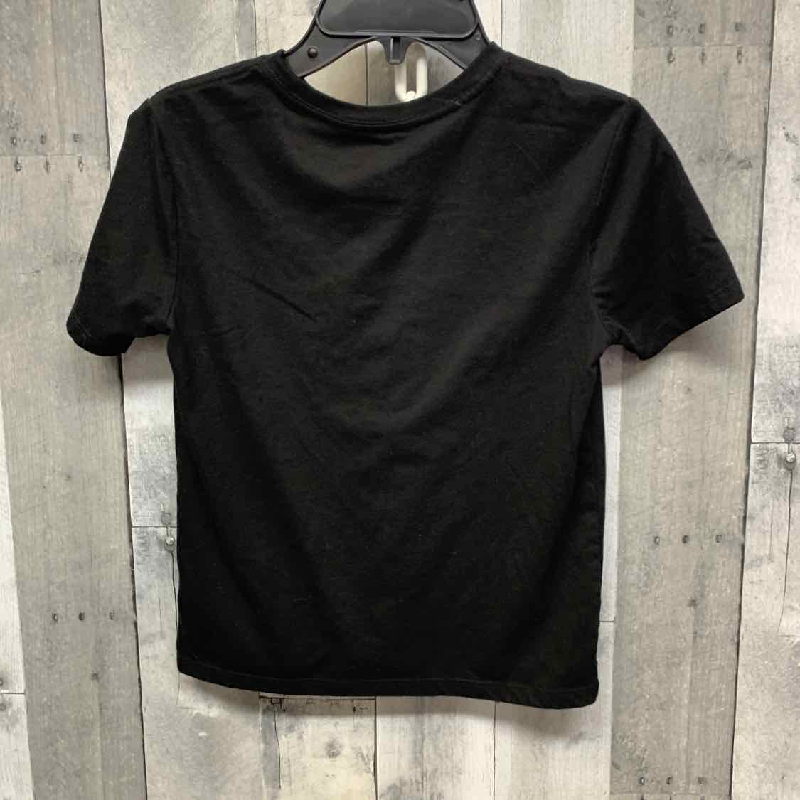 Size 8 Black Graphic Holiday Brands T Shirt