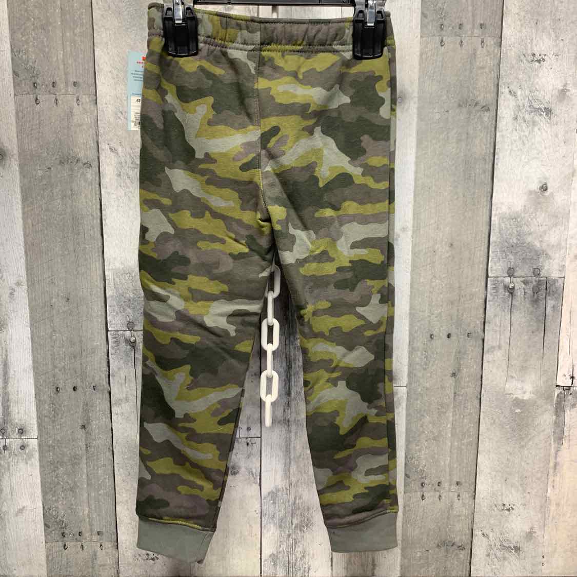 Size 5T Green Camo Cat & Jack Athletic Pants