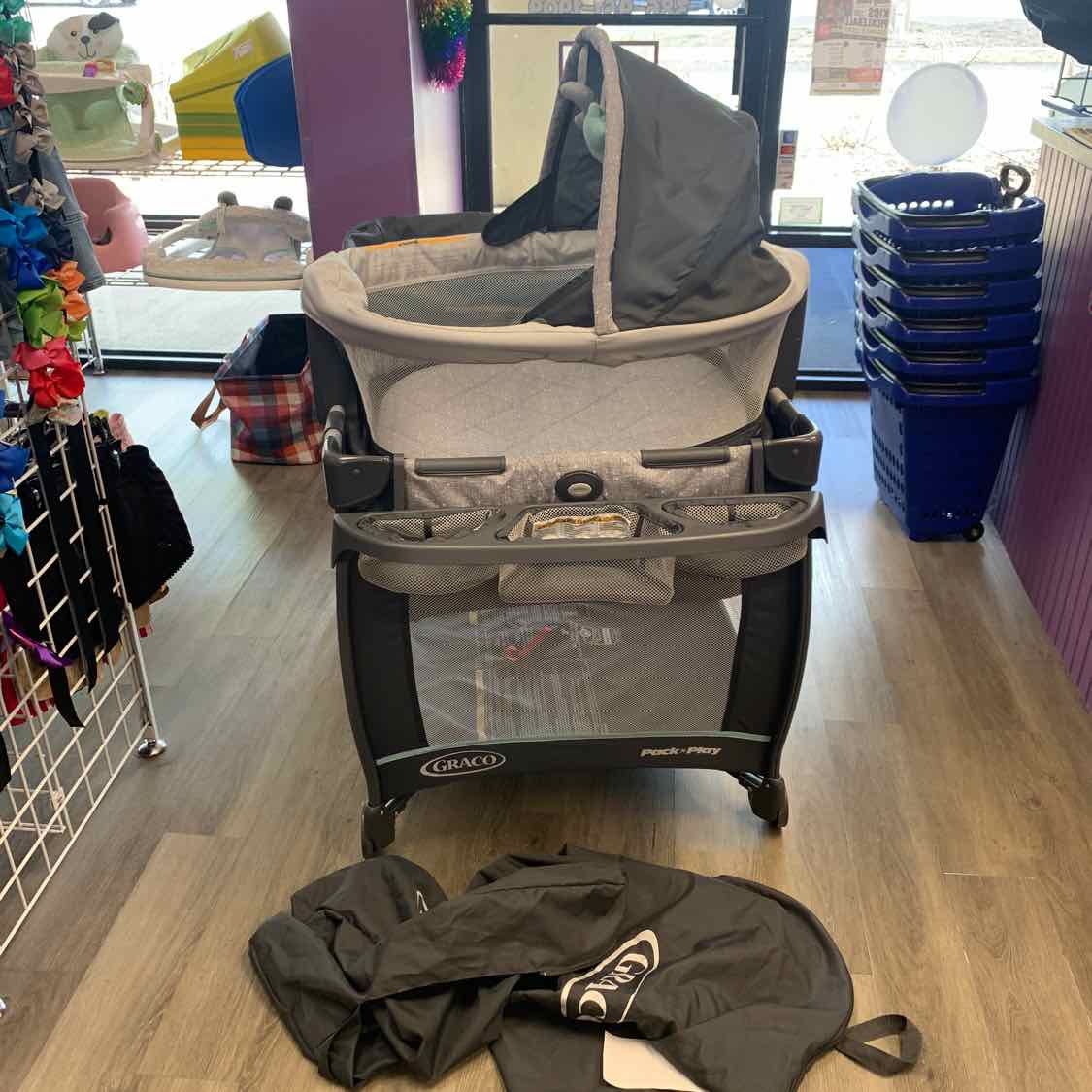 Graco Gray Pack N Play