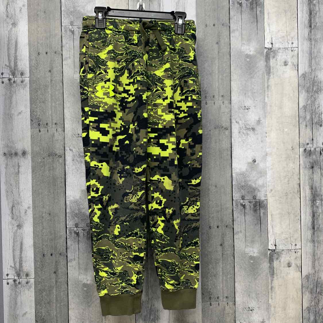 Size Medium Green Camo Sport Brand Athletic Pants