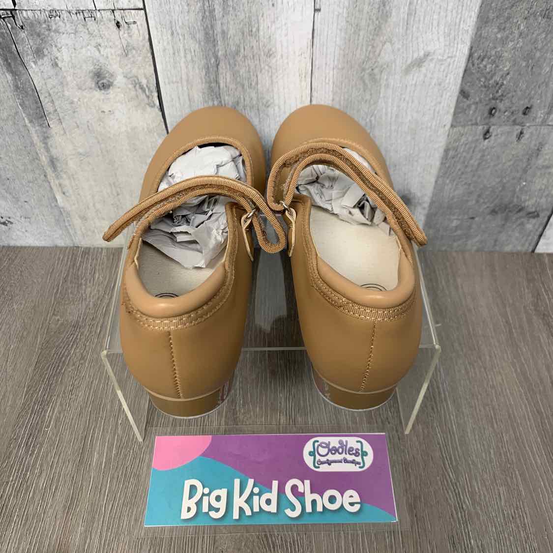 Size 2 Tan B Brand Tap Shoes