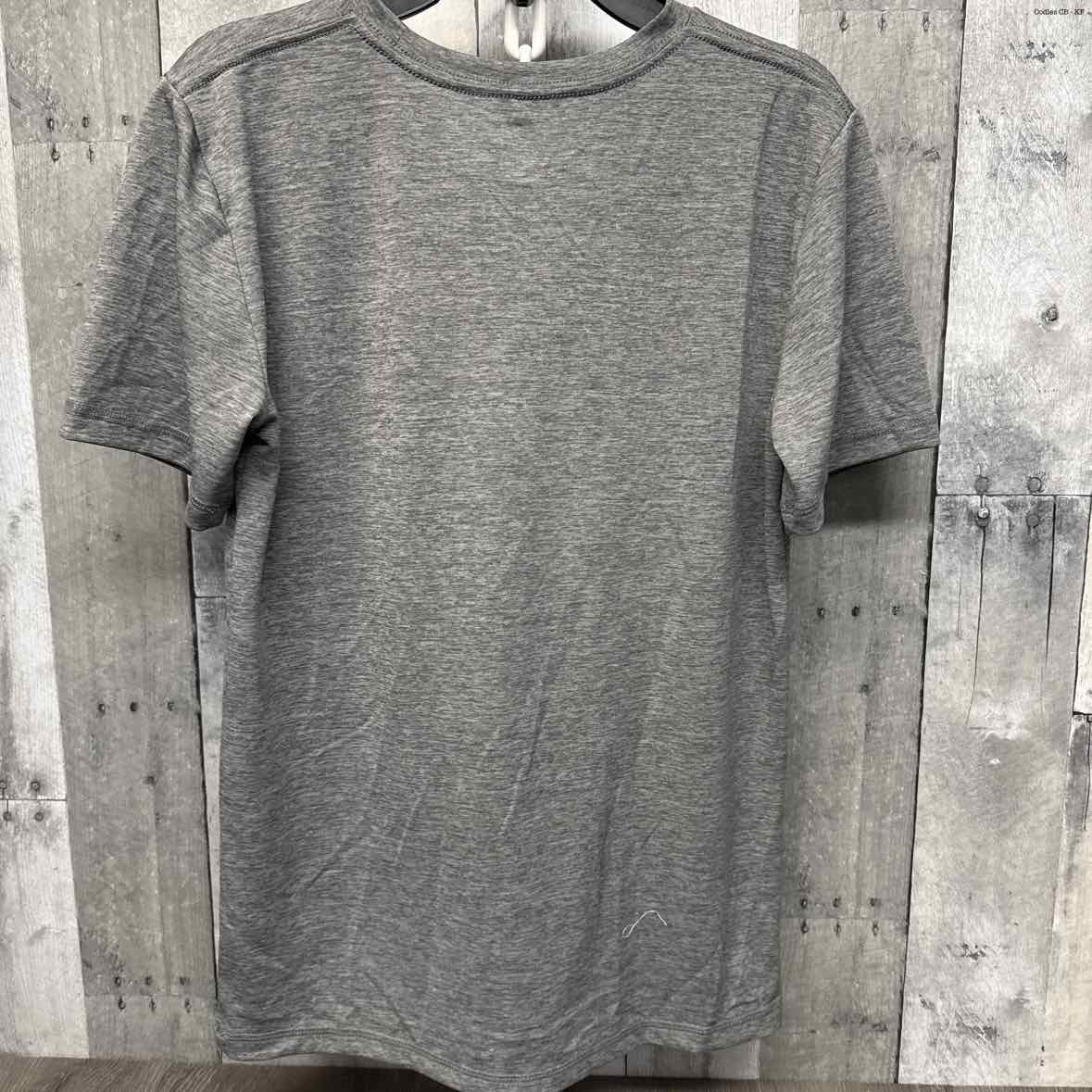 Size Medium Gray Sport Brand T Shirt - OodlesCB
