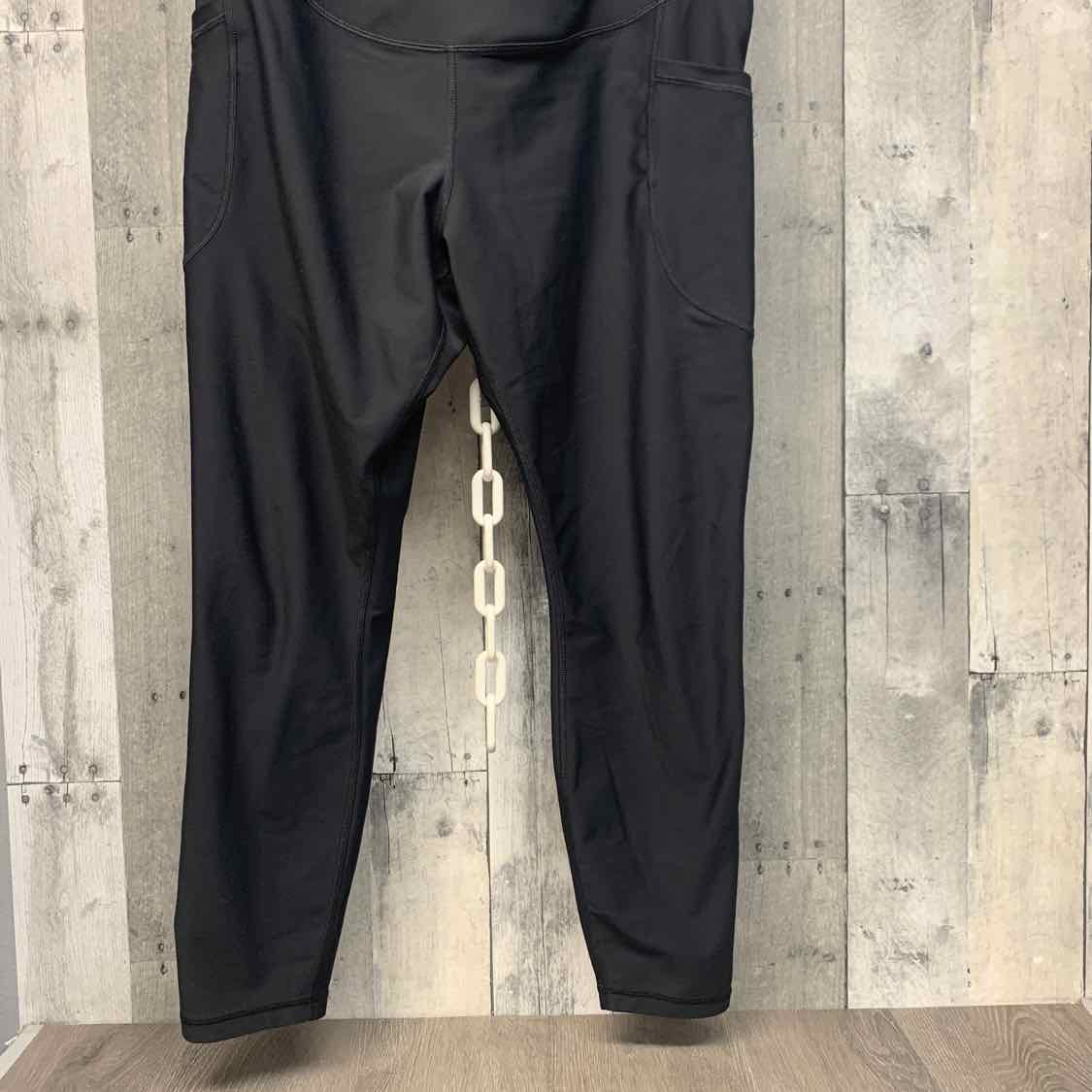 Size XL Black Old Navy Active Pants