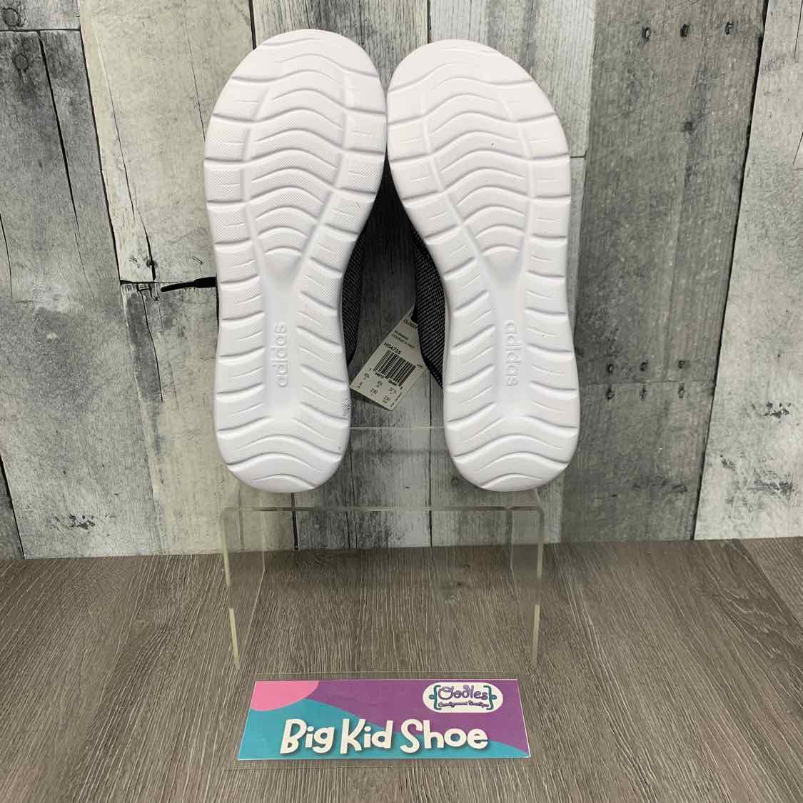Size 6 Black/White Sport Brand Sneakers