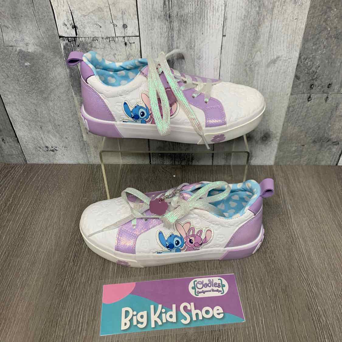 Size 3 White/Purple B Brand Sneakers