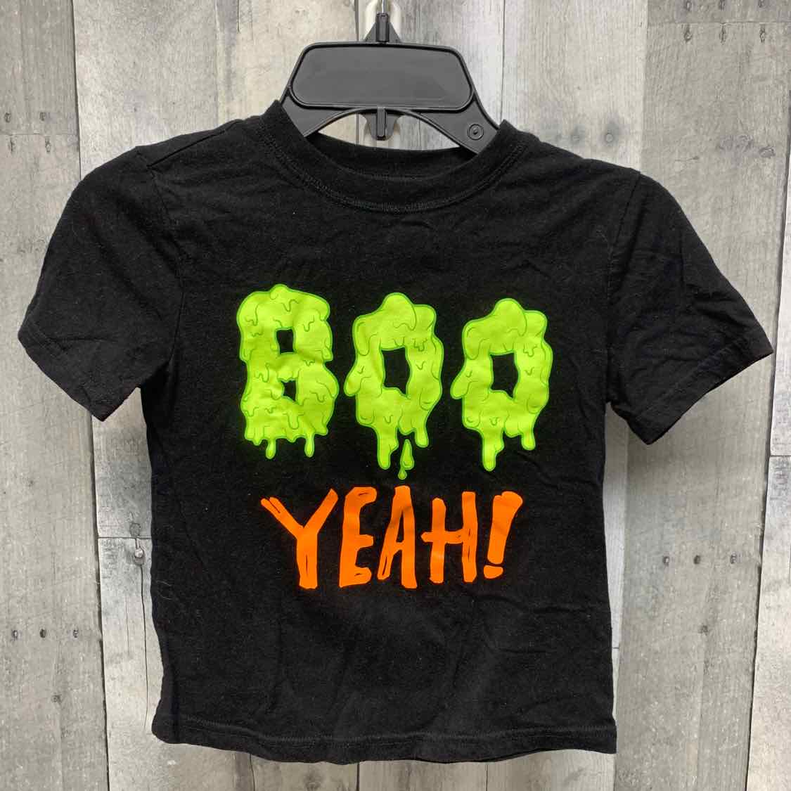 Size 4/5 Orange/Green City Streets T Shirt