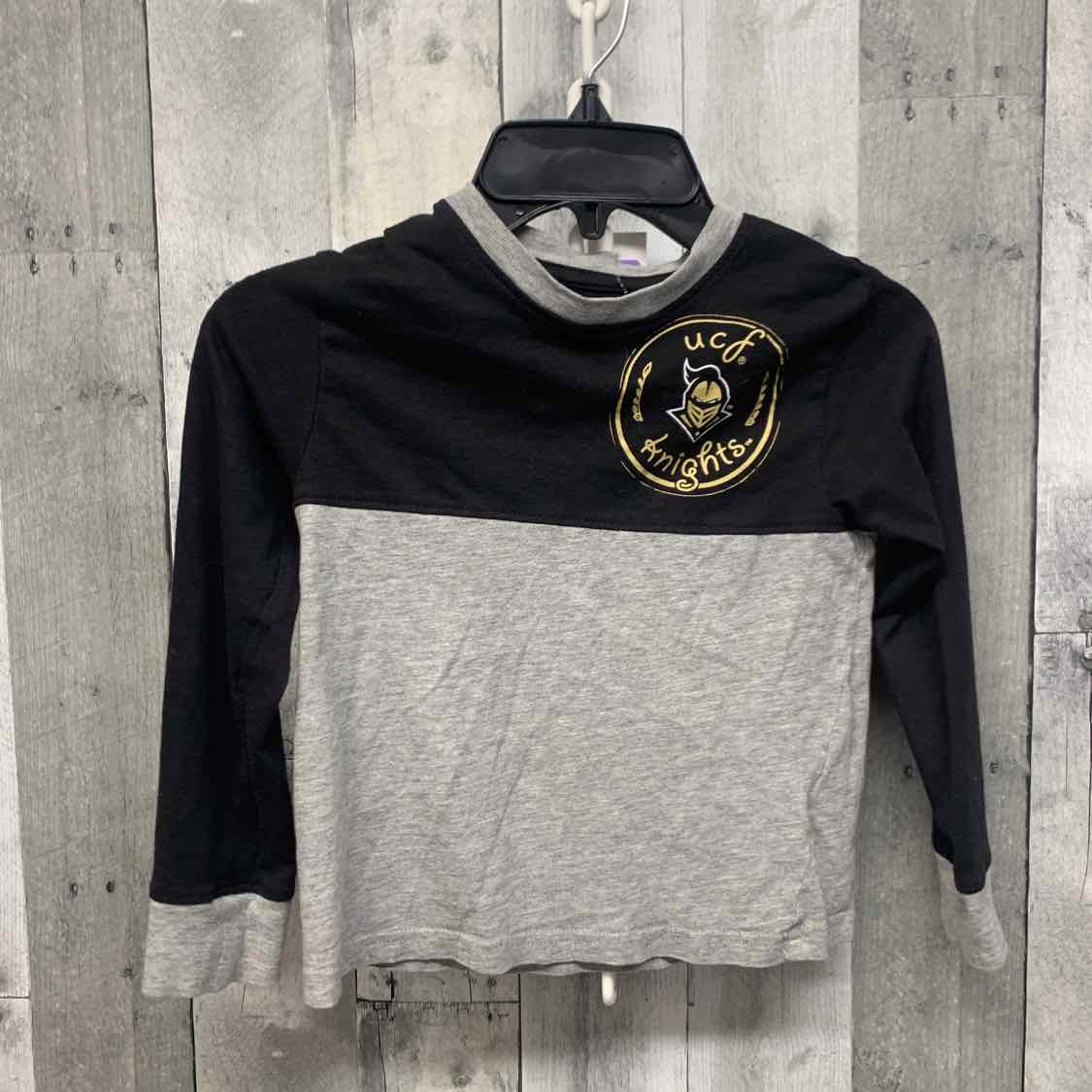 Size 4/5 Black/Gold Team Apparel Long Sleeve Shirt