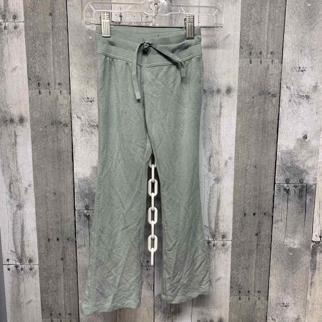 Size 4/5 Green All in Motion Pants