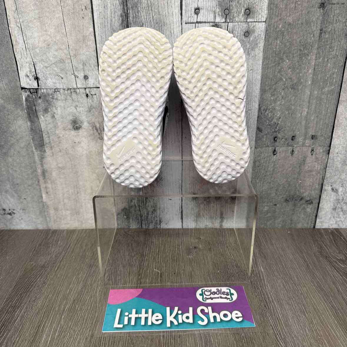 Size 8 Gray/Pink Sport Brand Sneakers