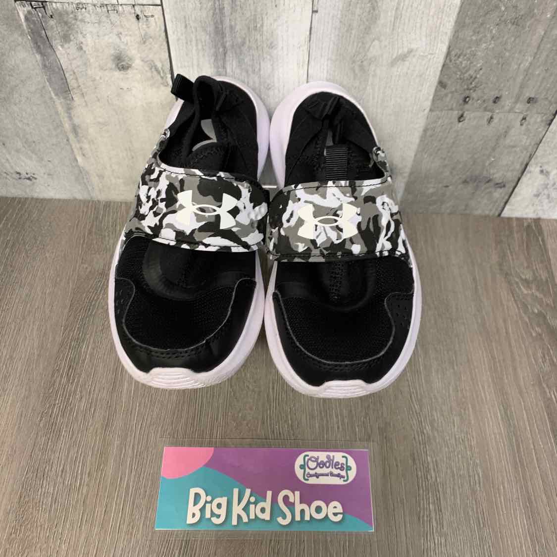 Size 3 Black/White Sport Brand Sneakers