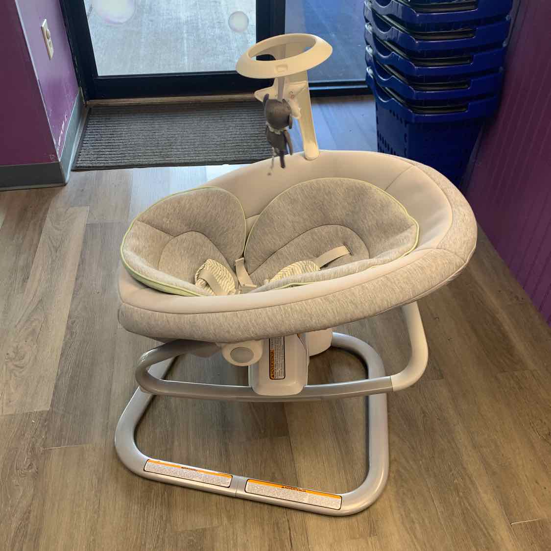 Graco Gray/Mint Swing