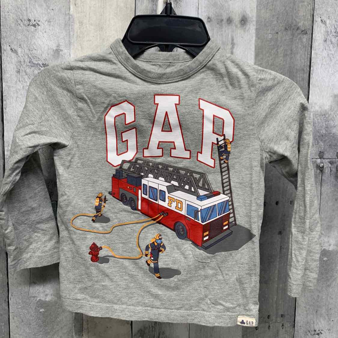 Size 4 Gray Graphic Gap Long Sleeve Shirt