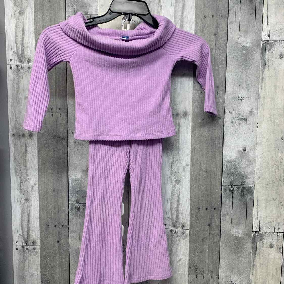 Size 6/7 Purple Old Navy Shirt/Pants