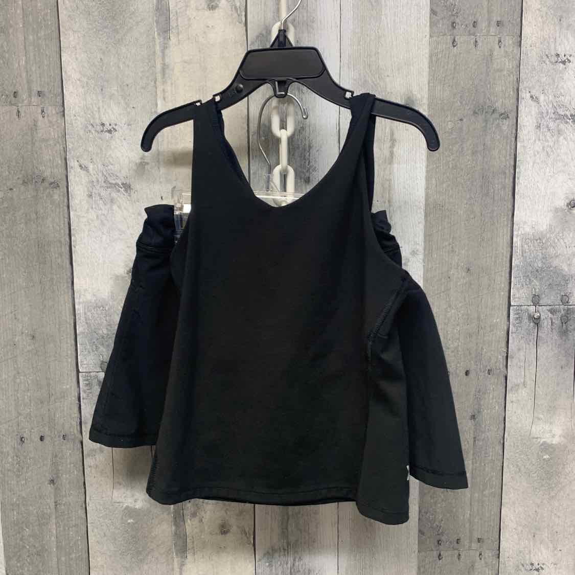 Size 6/7 Black All in Motion Shirt/Skirt