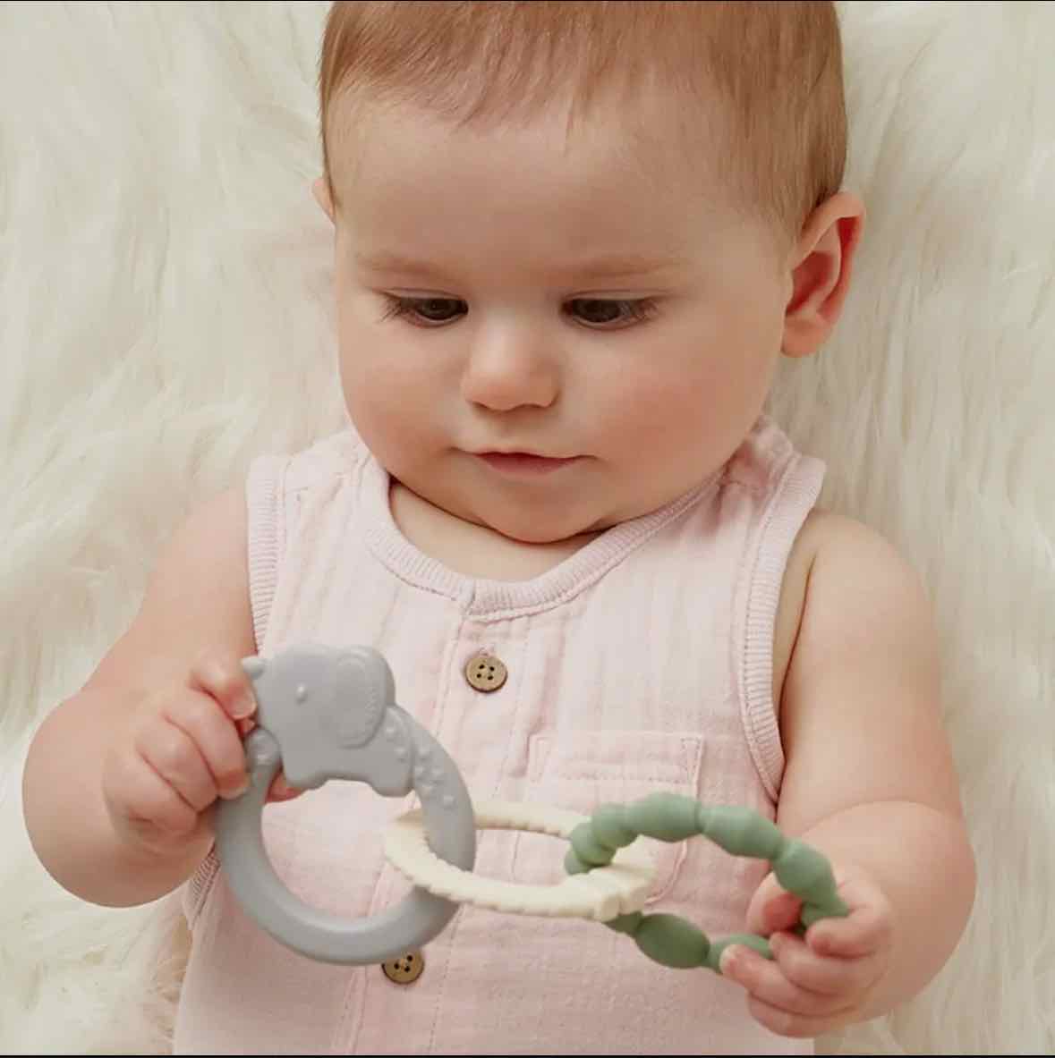 Itzy Ritzy Teething Loops