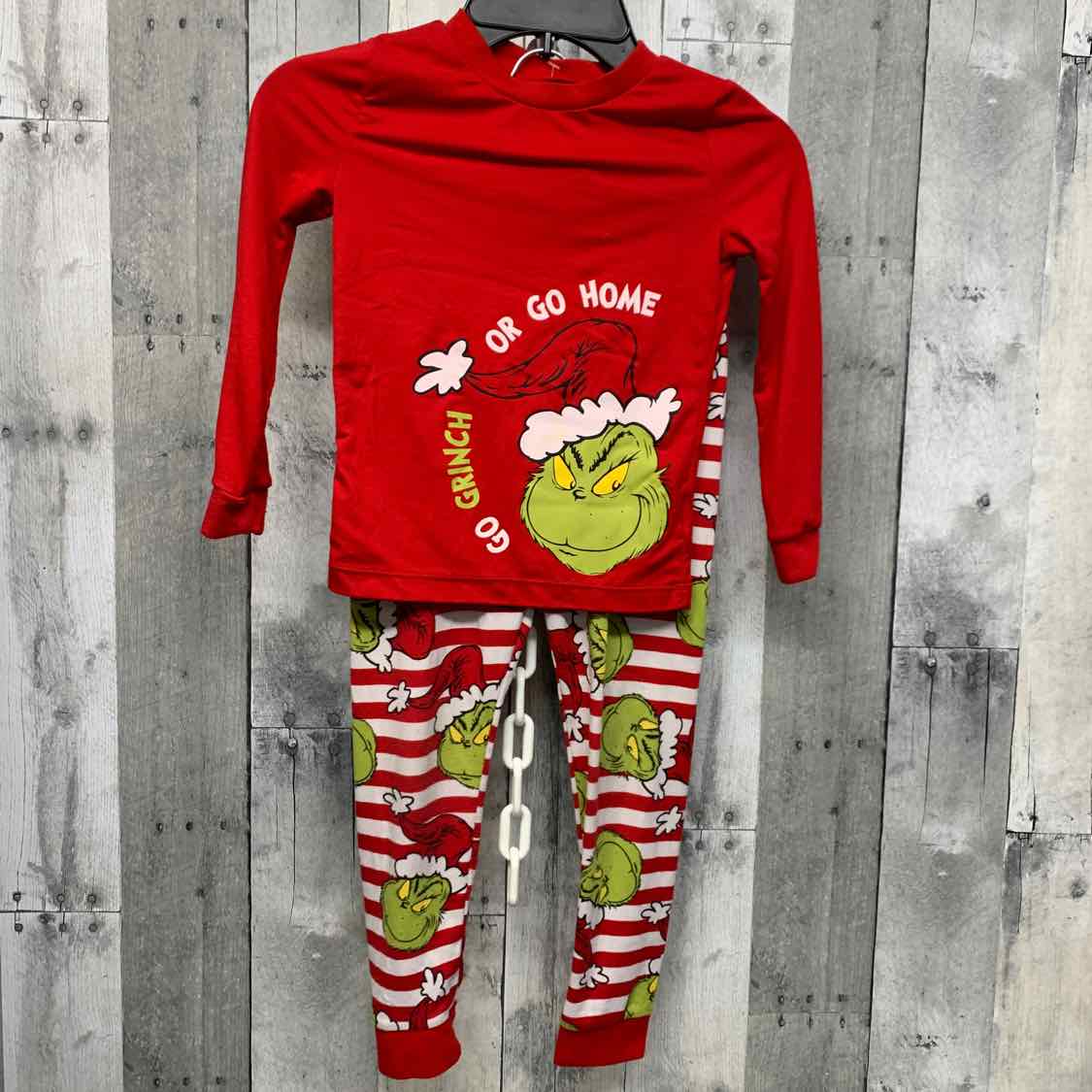 Size 5T Green/Red Dr Seuss 2pc PJs