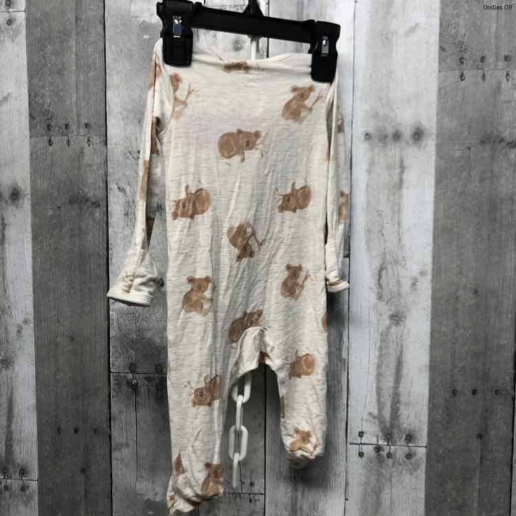Size 3 Months Gray/Brown Just One You Footy PJs