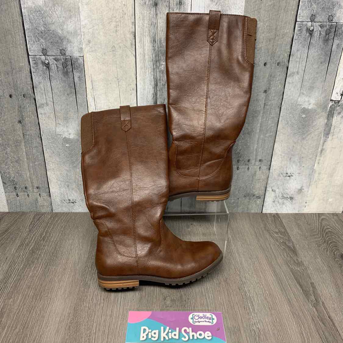 Size 3 Brown Cat & Jack Boots