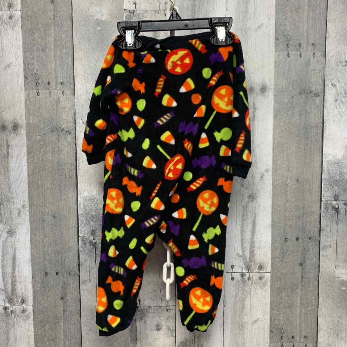 Size 6-9 Months Black Graphic Holiday Brands Footy PJs