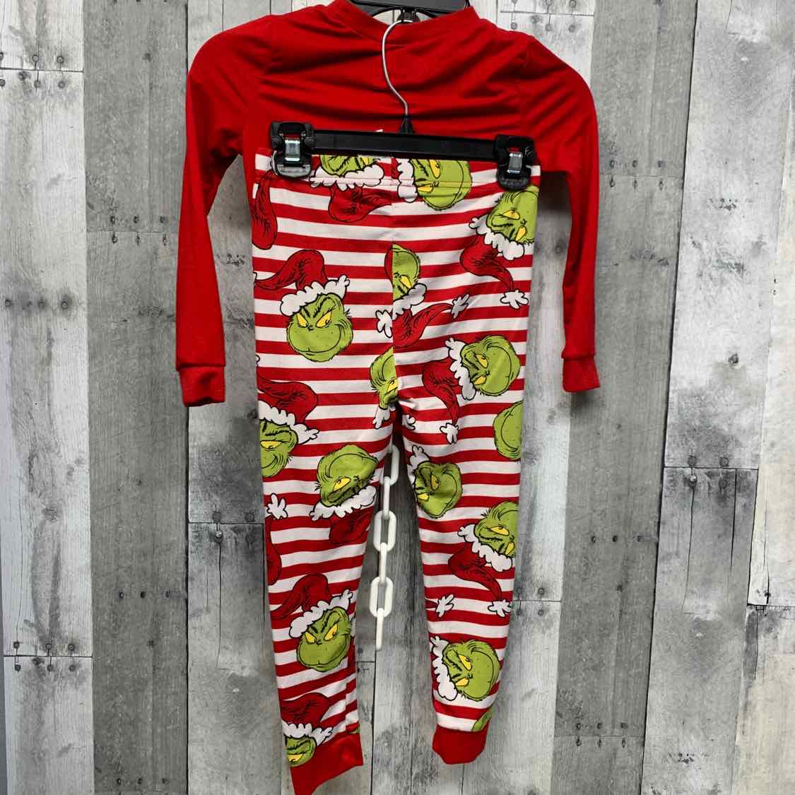 Size 5T Green/Red Dr Seuss 2pc PJs