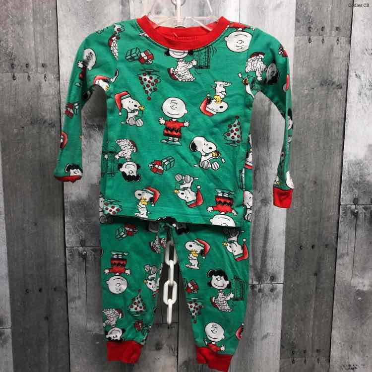 Size 2T Green/Red Peanuts 2pc PJs