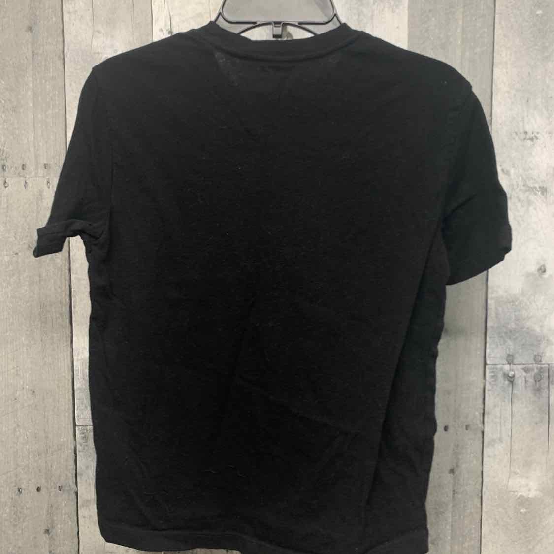 Size 8 Black Graphic Old Navy T Shirt