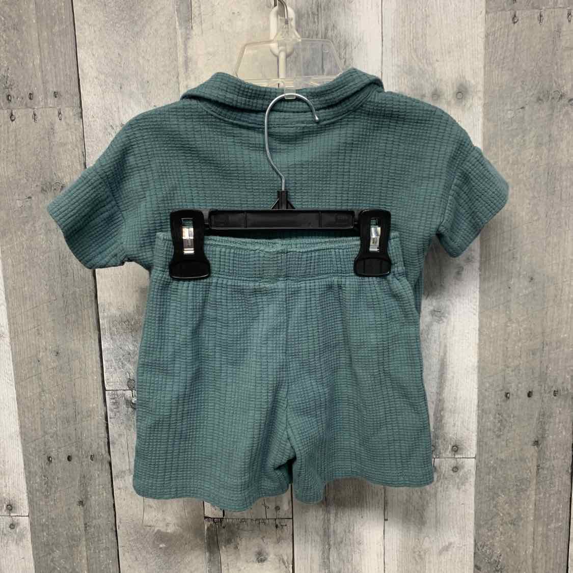 Size 18 Months Green Modern Moments by Gerber Shirt/Shorts