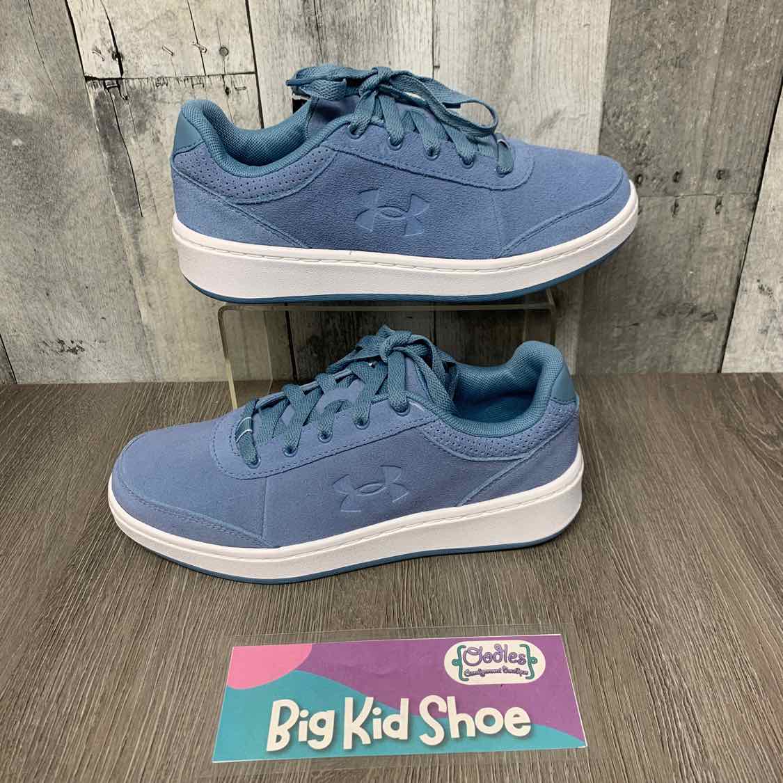 Size 5.5 Blue/White Sport Brand Sneakers