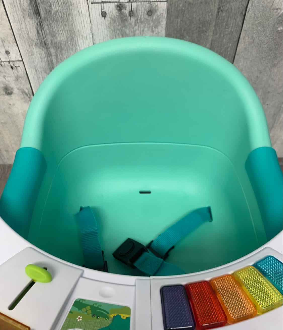 Infantino White/Green Infant Seat