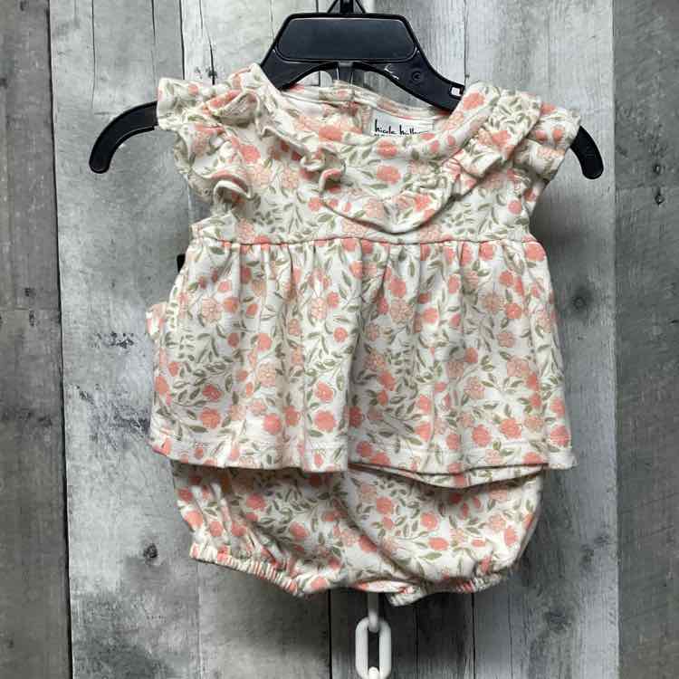 Size 0-3 Months White Floral Print Nicole Miller Shirt/Shorts - OodlesCB