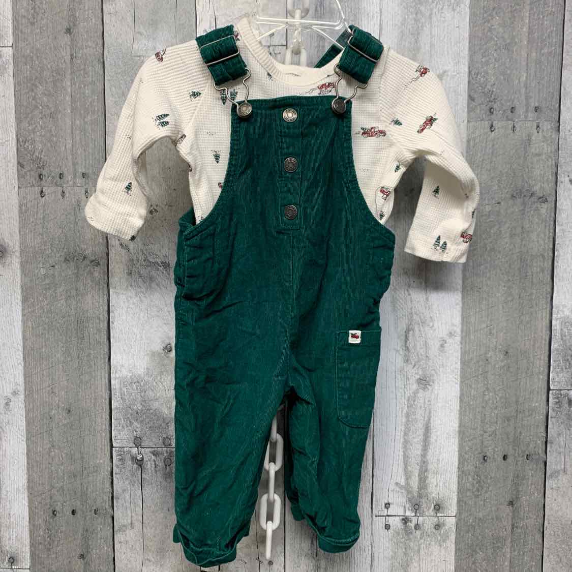 Size 6 Months White/Green Carter's Shirt/Pants