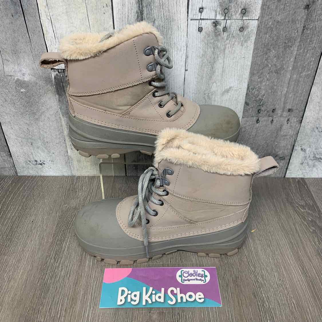 Size 4 Gray All in Motion Snow Boots