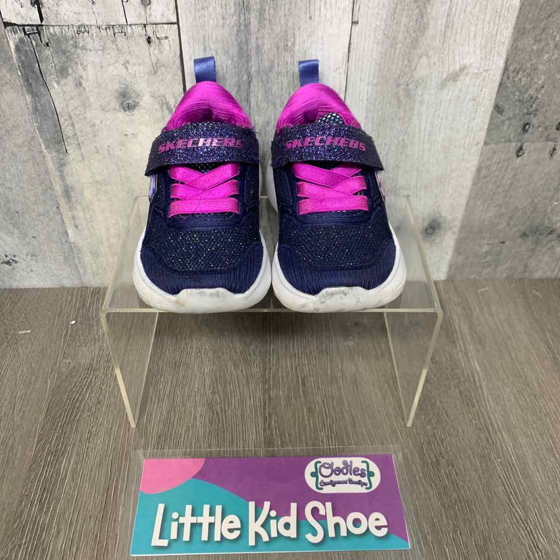Size 5 Navy/Pink Skechers Sneakers
