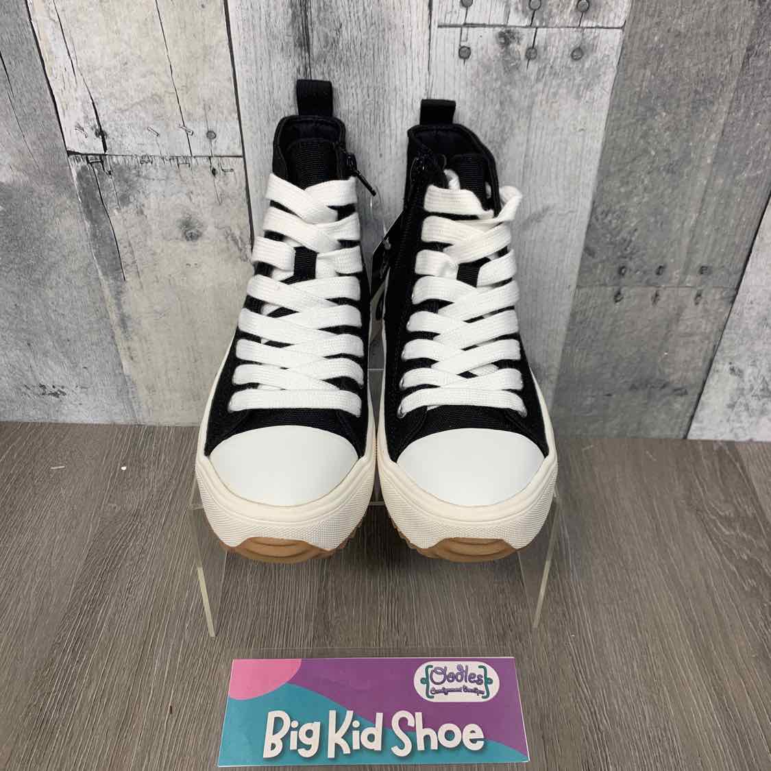 Size 13 Black Art Class Sneakers