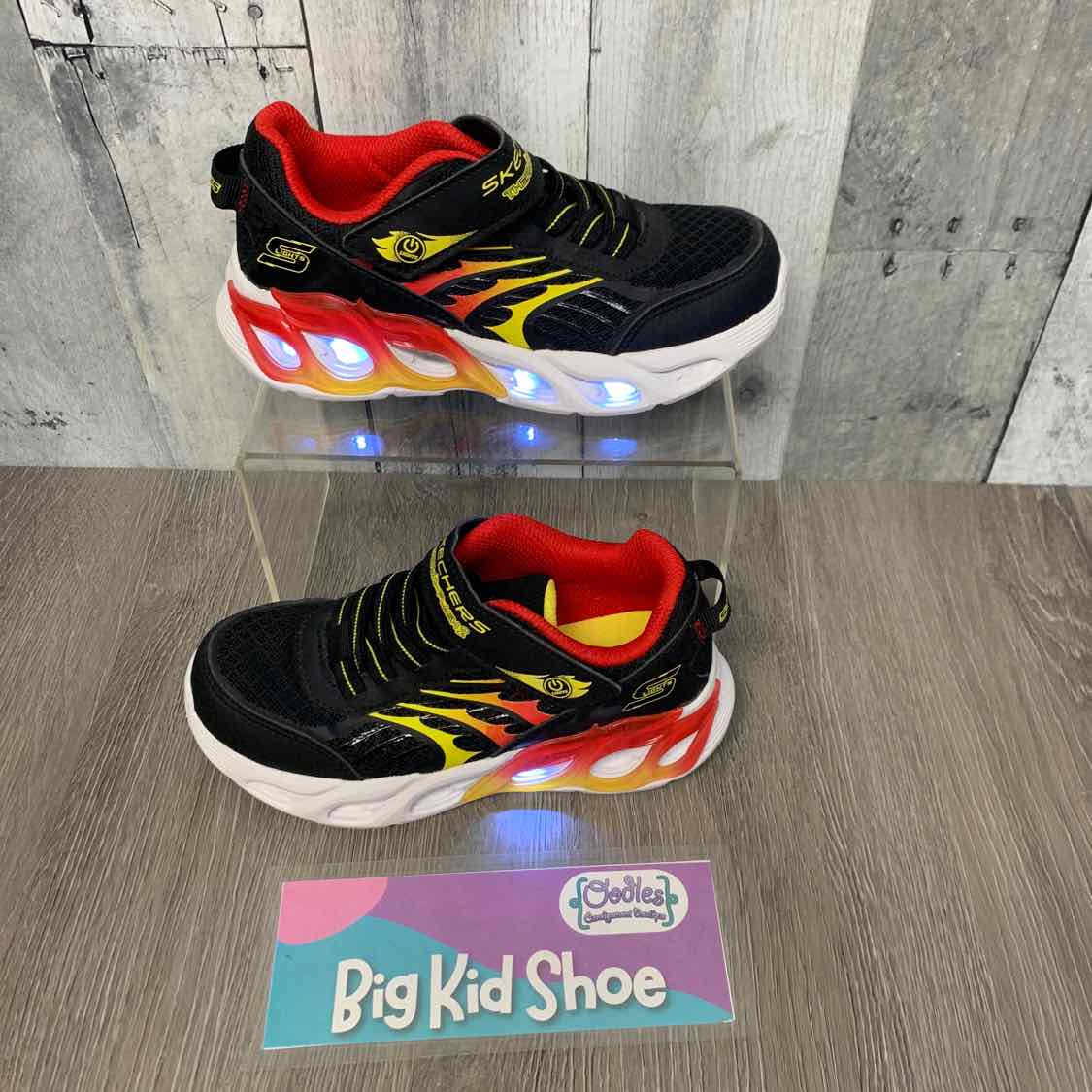 Size 12 Black/Red Skechers Sneakers