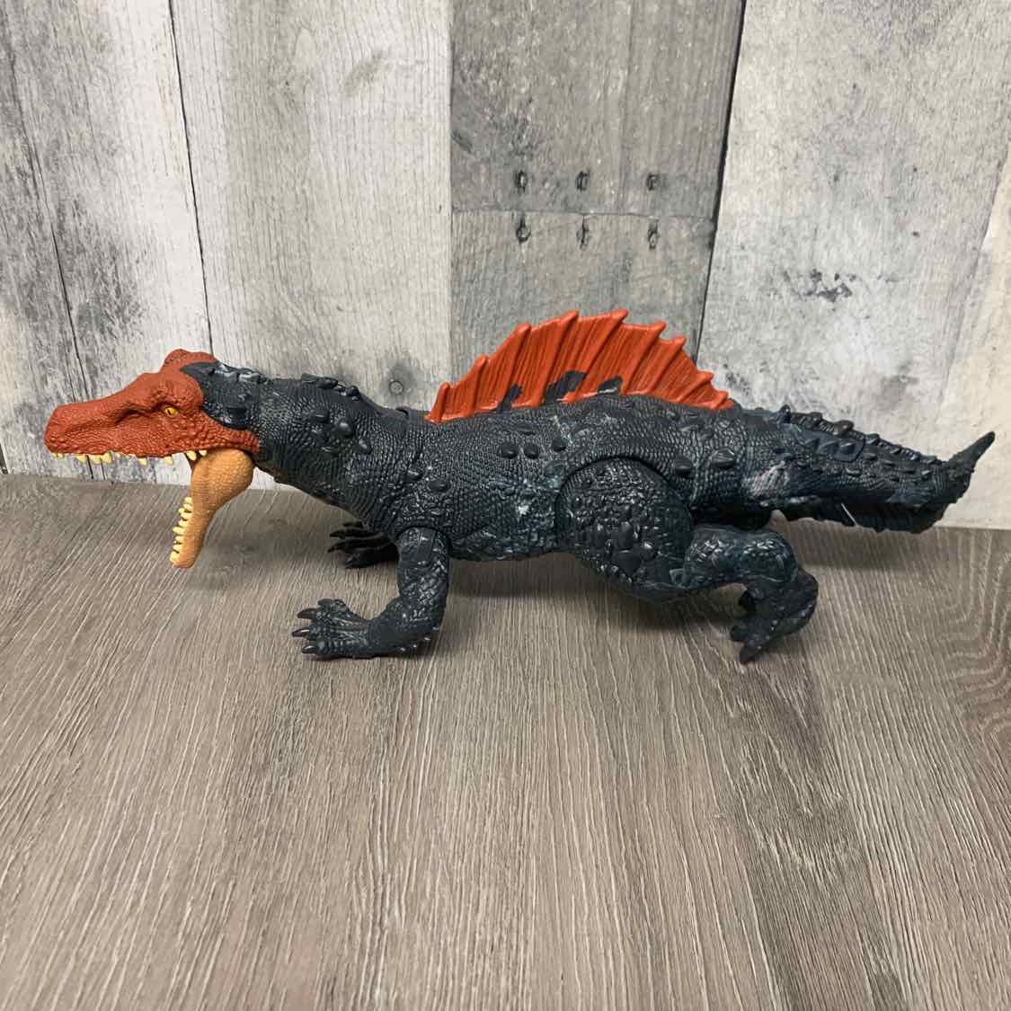 Jurassic Park Gray/Orange Dino