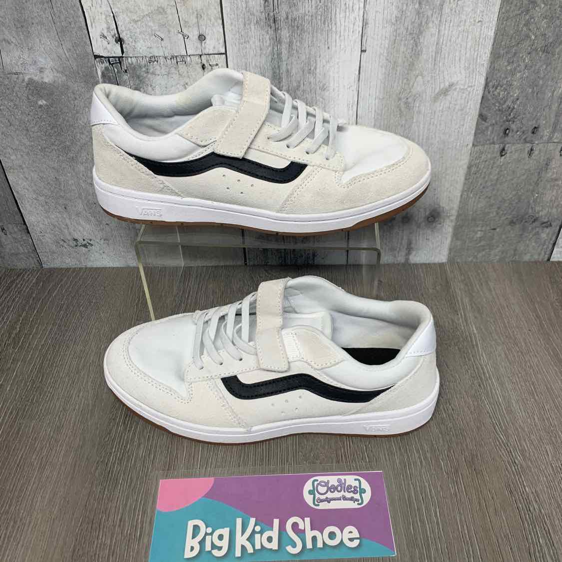 Size 6 White/Black Vans Sneakers