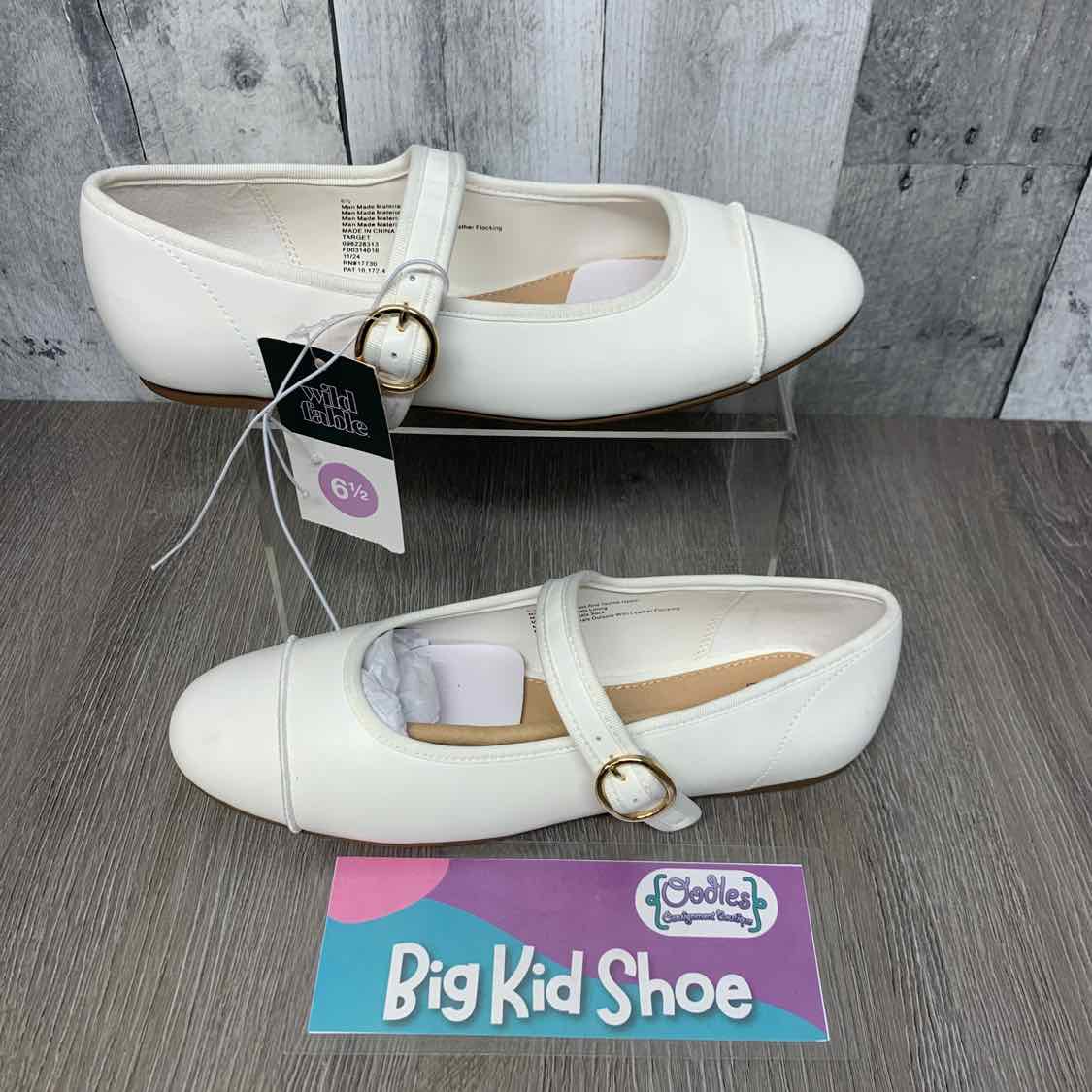 Size 6.5 White Mid Brand Dress Shoes - OodlesCB