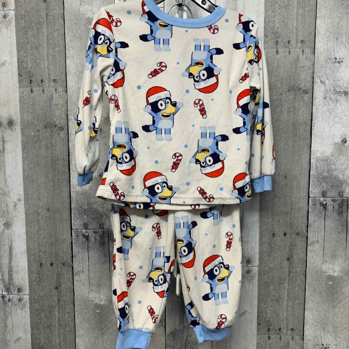 Size 3T White Print Disney 2pc PJs