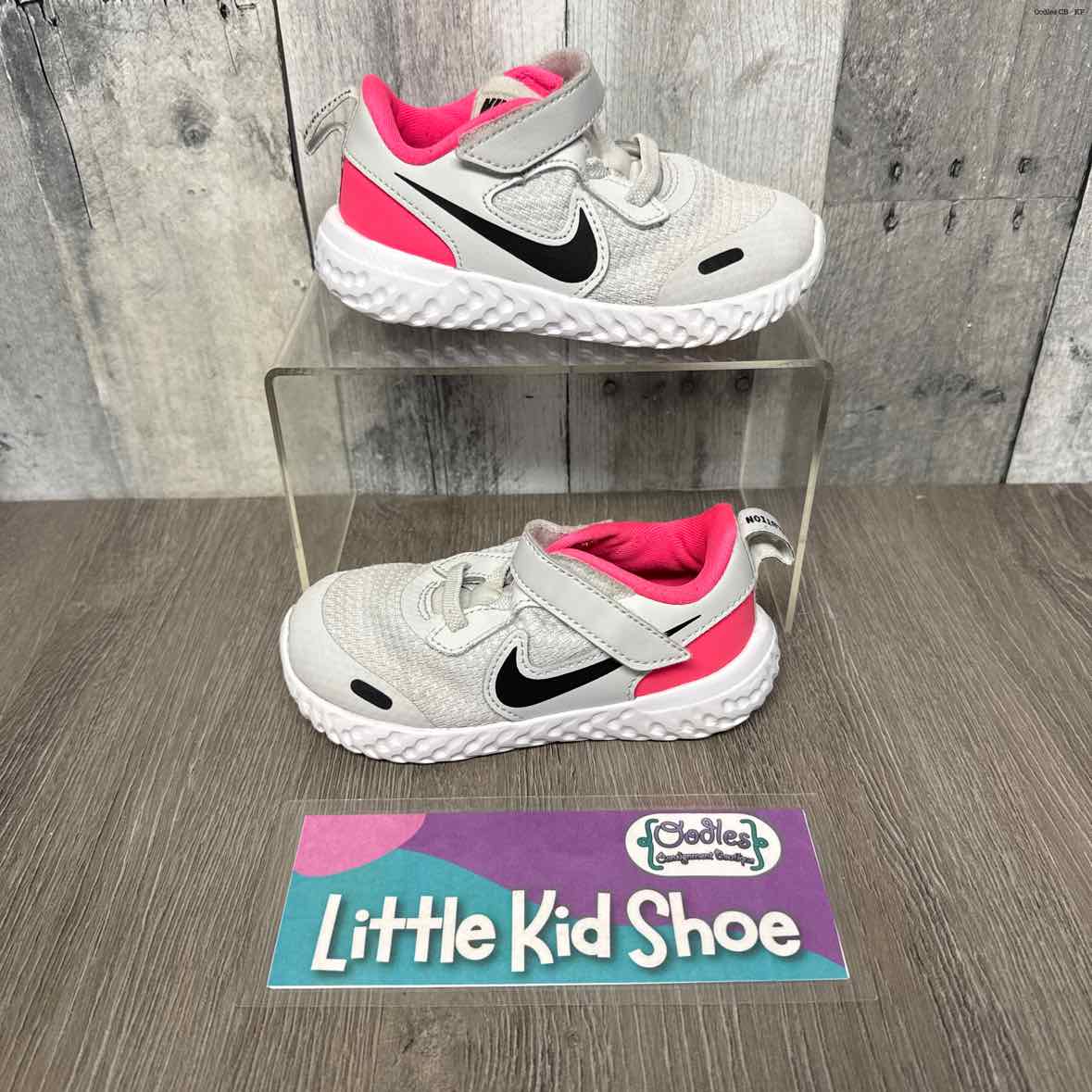 Size 8 Gray/Pink Sport Brand Sneakers