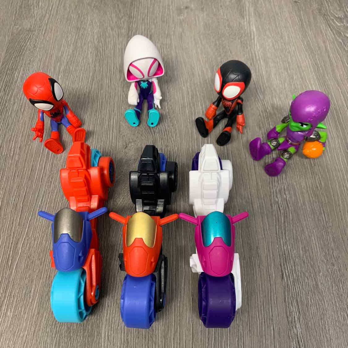 Marvel Red/Blue Misc Vehicles
