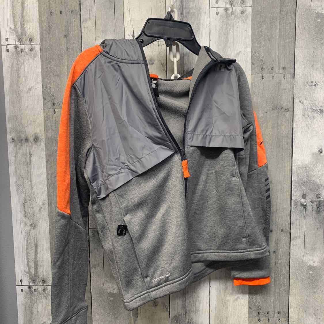 Size Large Gray/Orange Russel Light Jacket