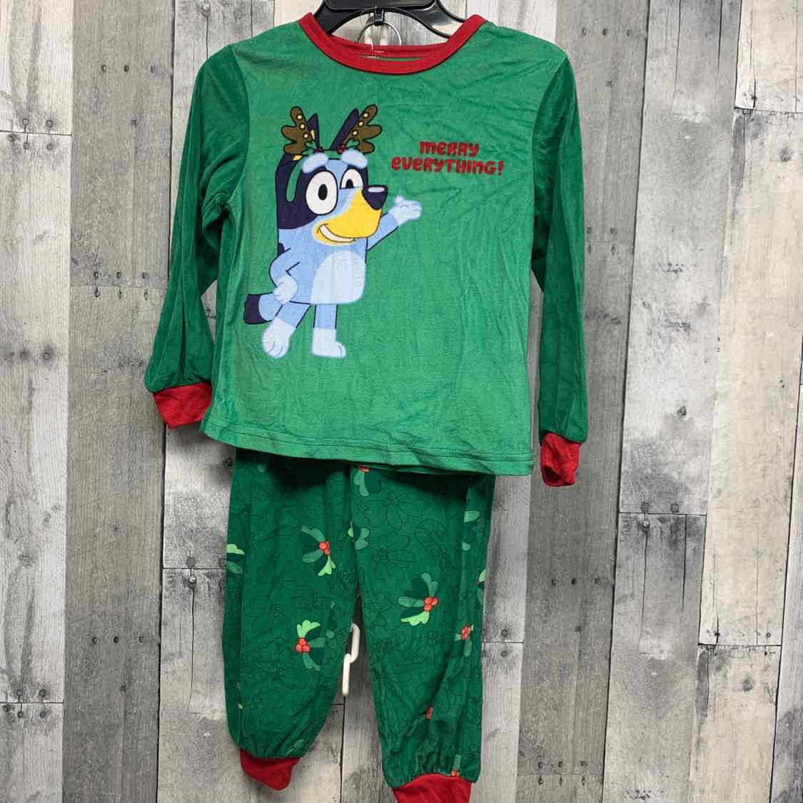 Size 6 Green Disney 2pc PJs