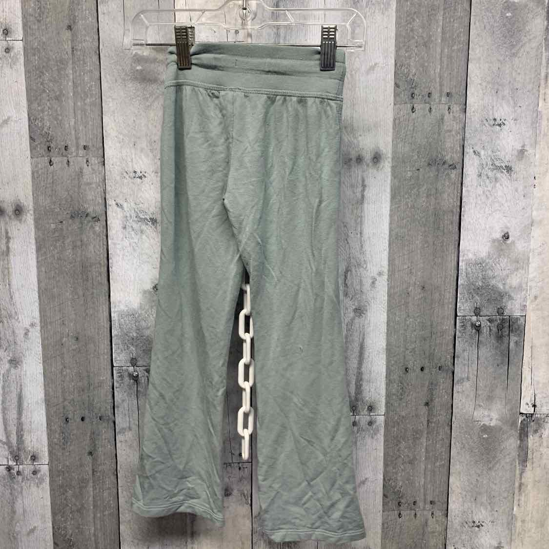 Size 4/5 Green All in Motion Pants
